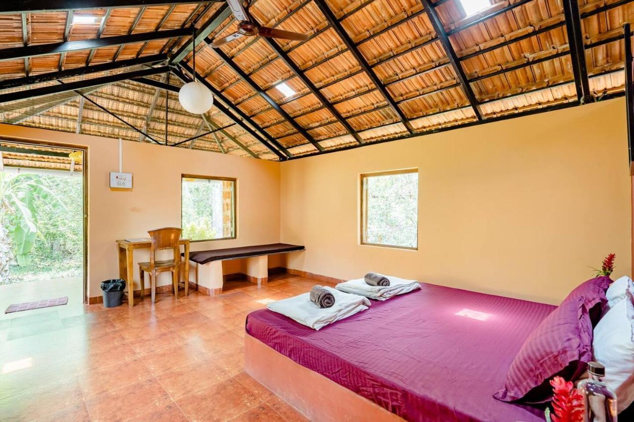 Dudhsagar Plantation Villa Cormonem Kültér fotó