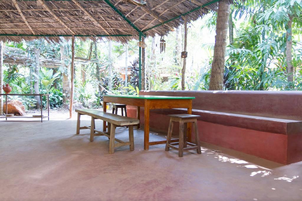 Dudhsagar Plantation Villa Cormonem Kültér fotó