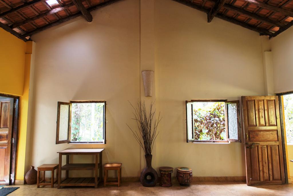 Dudhsagar Plantation Villa Cormonem Kültér fotó
